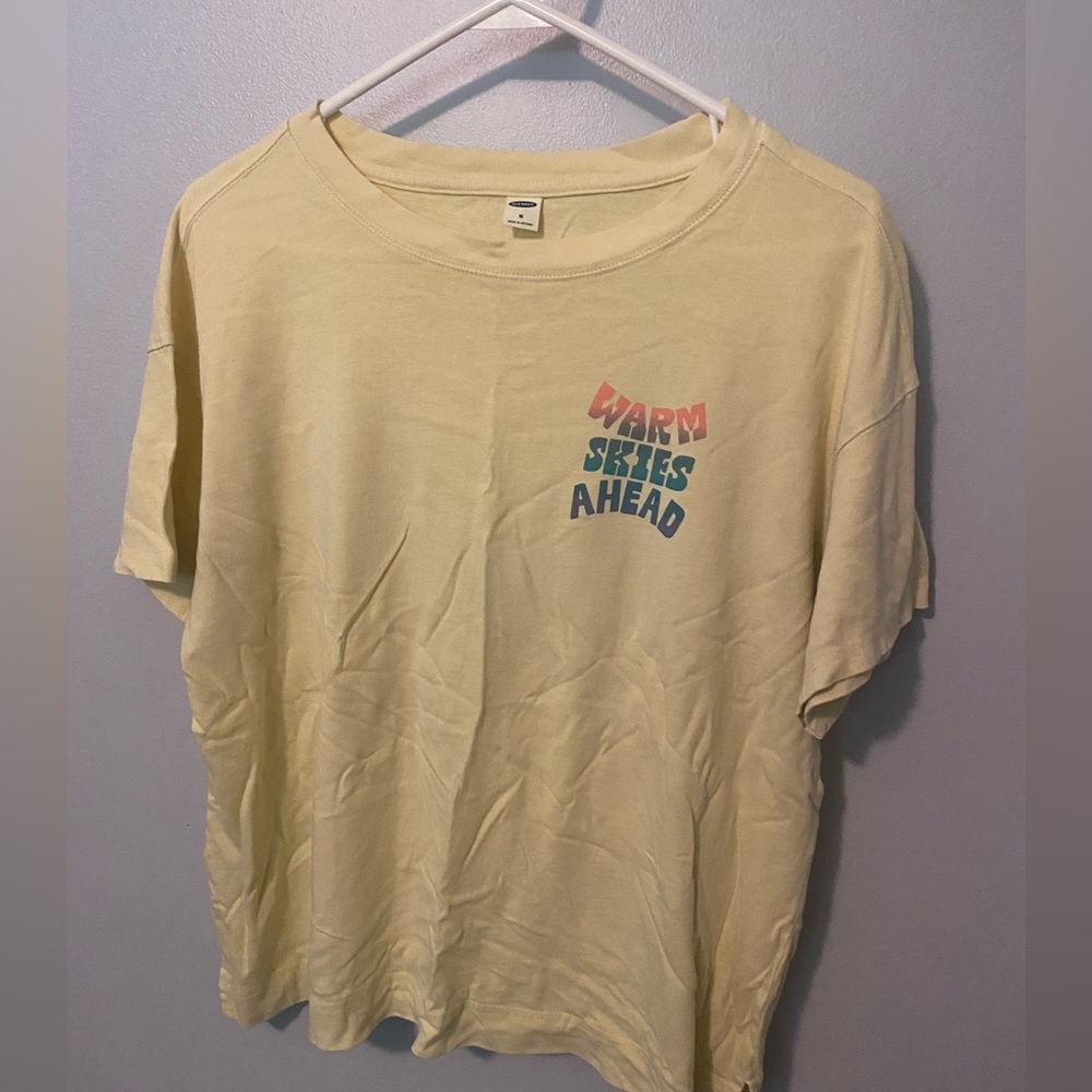 Old Navy t-shirt